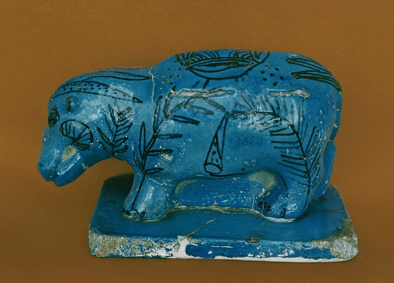 Hipopótamo azul con decoración negra, de Dra Aboul Naga, Reino Medio de Egyptian 11th Dynasty