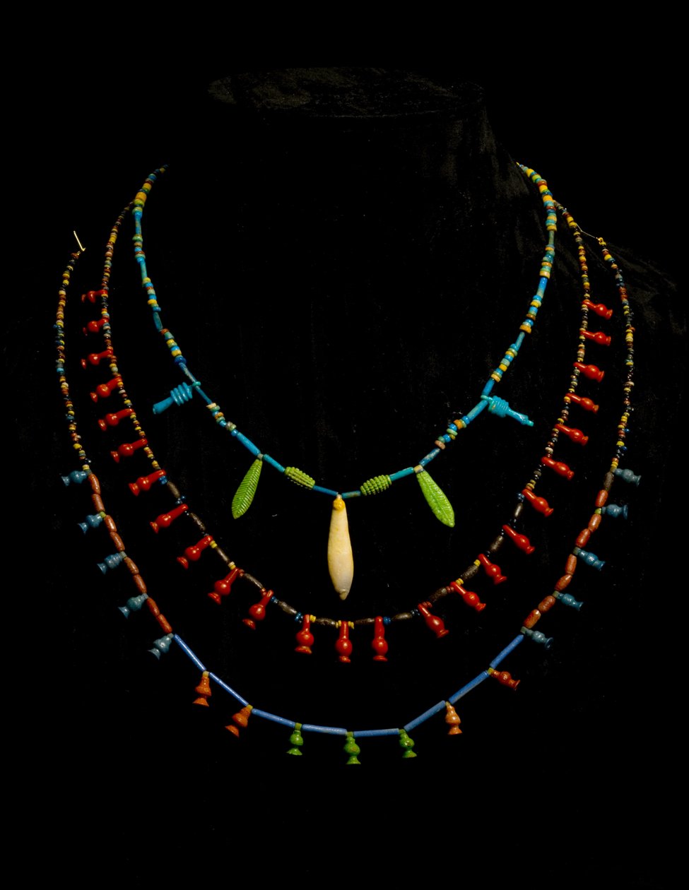 Collares de cuentas, Nuevo Reino de Egyptian 18th Dynasty