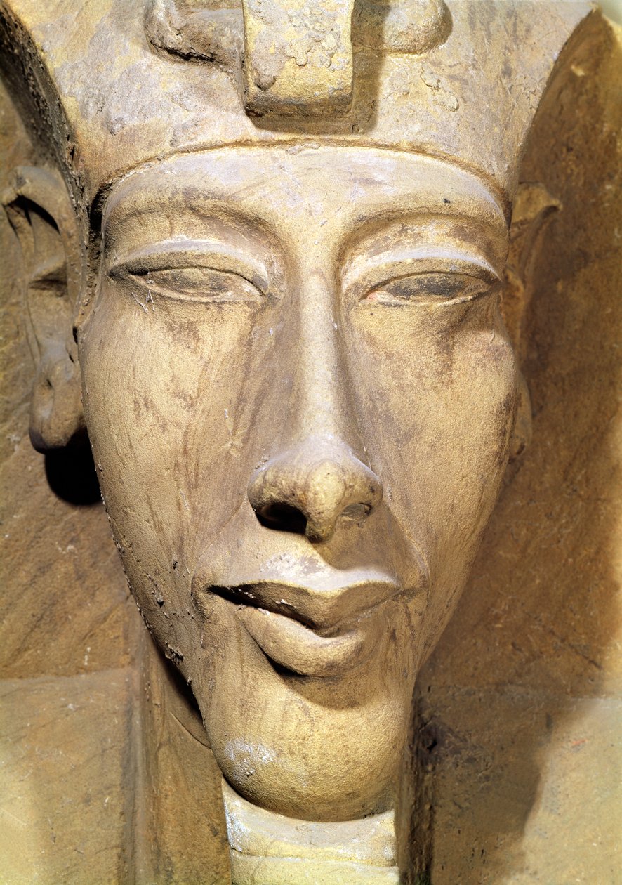 Busto de Amenofis IV (Akenatón) (c.1364-1347 a.C.) del Templo de Amón, Karnak, c.1353-1337 a.C. (arenisca) (detalle) de Egyptian 18th Dynasty
