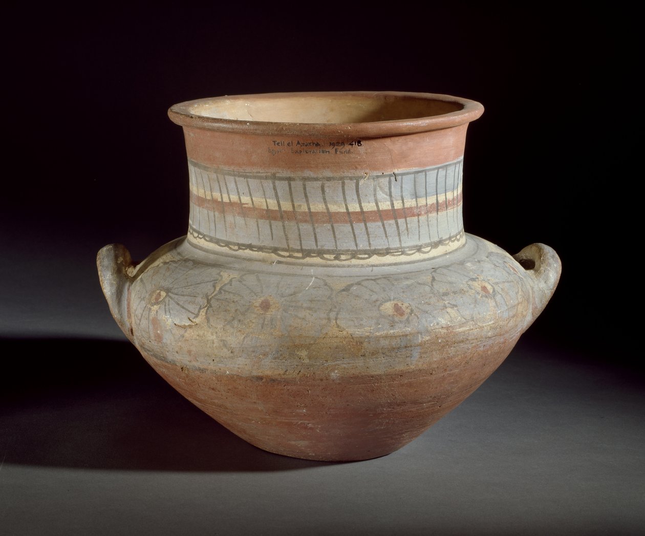 Jarra decorada con asas, Amarna, siglo XIV a.C. (cerámica) de Egyptian 18th Dynasty