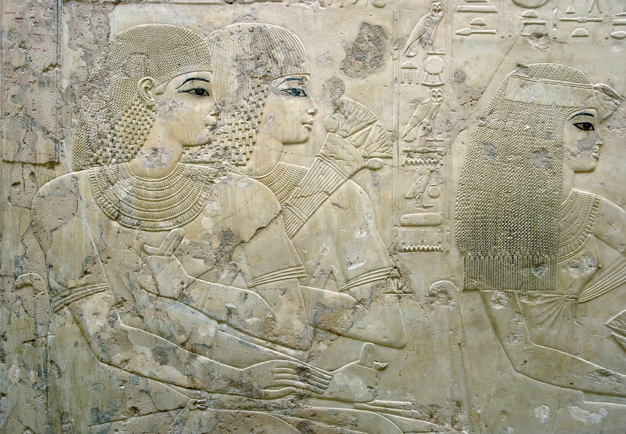 Antigüedad egipcia: bajorrelieve que representa a los invitados de un banquete funerario - Tumba del Visir Ramose (dinastía XVIII) - Luxor, Tebas, Tumba de los Nobles Egipto - Civilización egipcia: bajorrelieve que representa a los invitados de un banquete de Egyptian 18th Dynasty