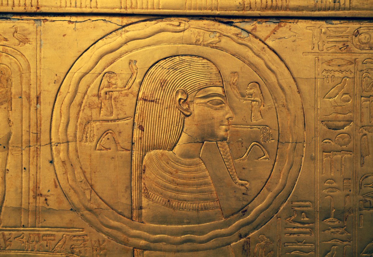 Relieve en el panel exterior izquierdo de la segunda capilla funeraria, Tesoro de Tutankamón, Egipto, Civilización egipcia, Reino Nuevo, Dinastía XVIII de Egyptian 18th Dynasty
