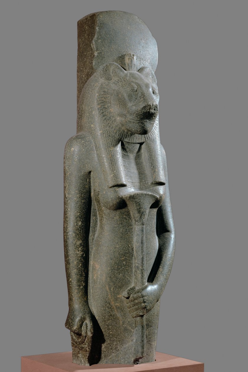 La diosa Sekhmet sostiene un cetro en forma de tallo de papiro ... de Egyptian 18th Dynasty
