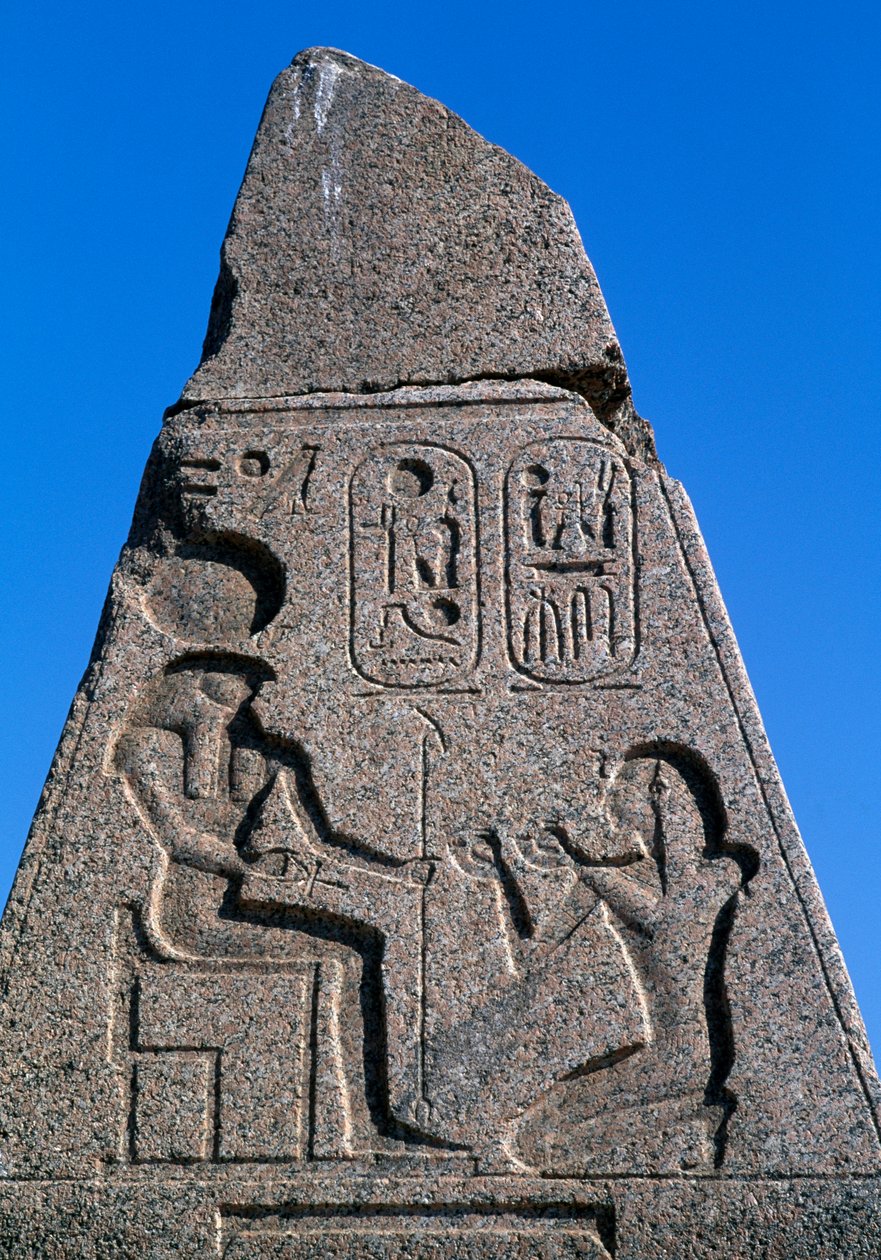 Obelisco con relieves e inscripciones de Ramsés II, Gran Templo de Amón, Tanis, Egipto, Civilización egipcia, Reino Nuevo, Dinastía XIX de Egyptian 19th Dynasty