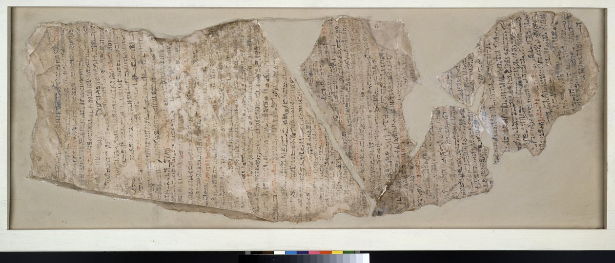 Ostracon, inscrito en hierático en negro y rojo con gran parte de la historia de Sinuhe de Egyptian 19th Dynasty