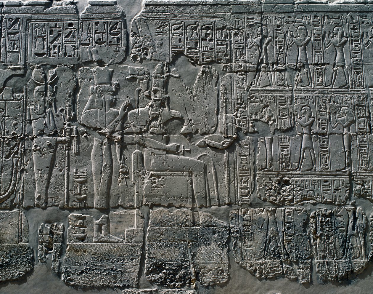 Escenas de ofrendas a los dioses, relieve, paredes interiores de la Gran Sala Hipóstila, complejo del templo de Karnak (Lista del Patrimonio Mundial de la Unesco de Egyptian 19th Dynasty