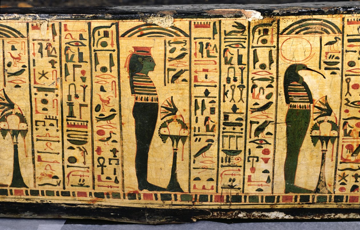 Detalle de la base del ataúd exterior de la momia de Nesyamun, posiblemente encontrado en Deir El-Bahri, Nuevo Reino, c.1100 a.C. de Egyptian 20th Dynasty