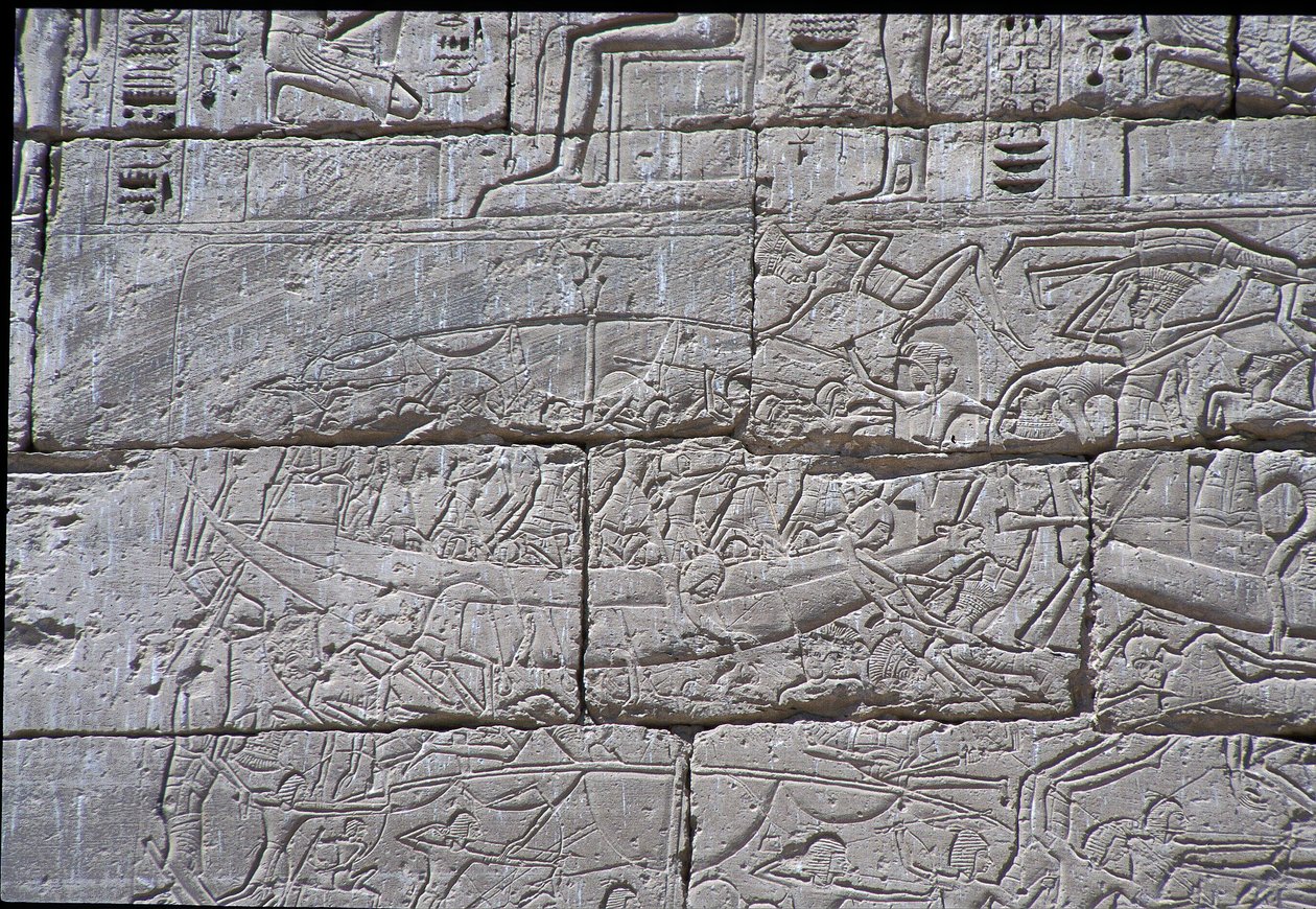 El Pueblo del Mar, Batalla Naval de Ramsés III, Medinet Habu, 1195-64 a.C. de Egyptian 20th Dynasty