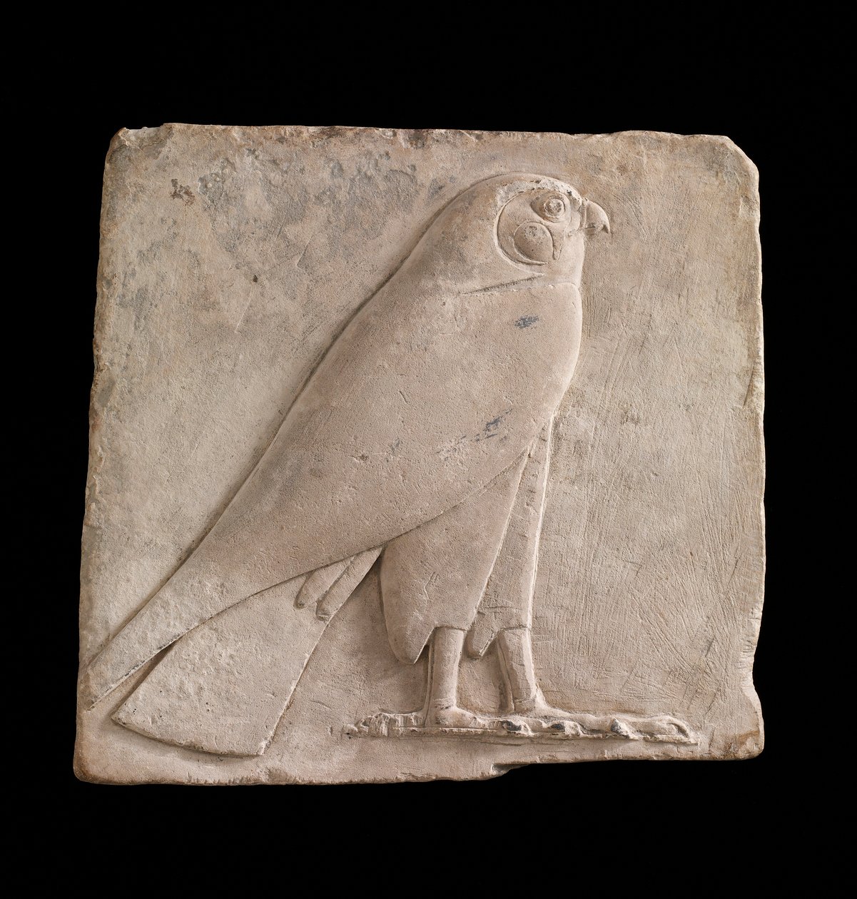 Placa que representa un halcón, probablemente el dios Horus, Dinastía 26 o período Saíta, 664-525 a.C. o posterior de Egyptian 26th Dynasty
