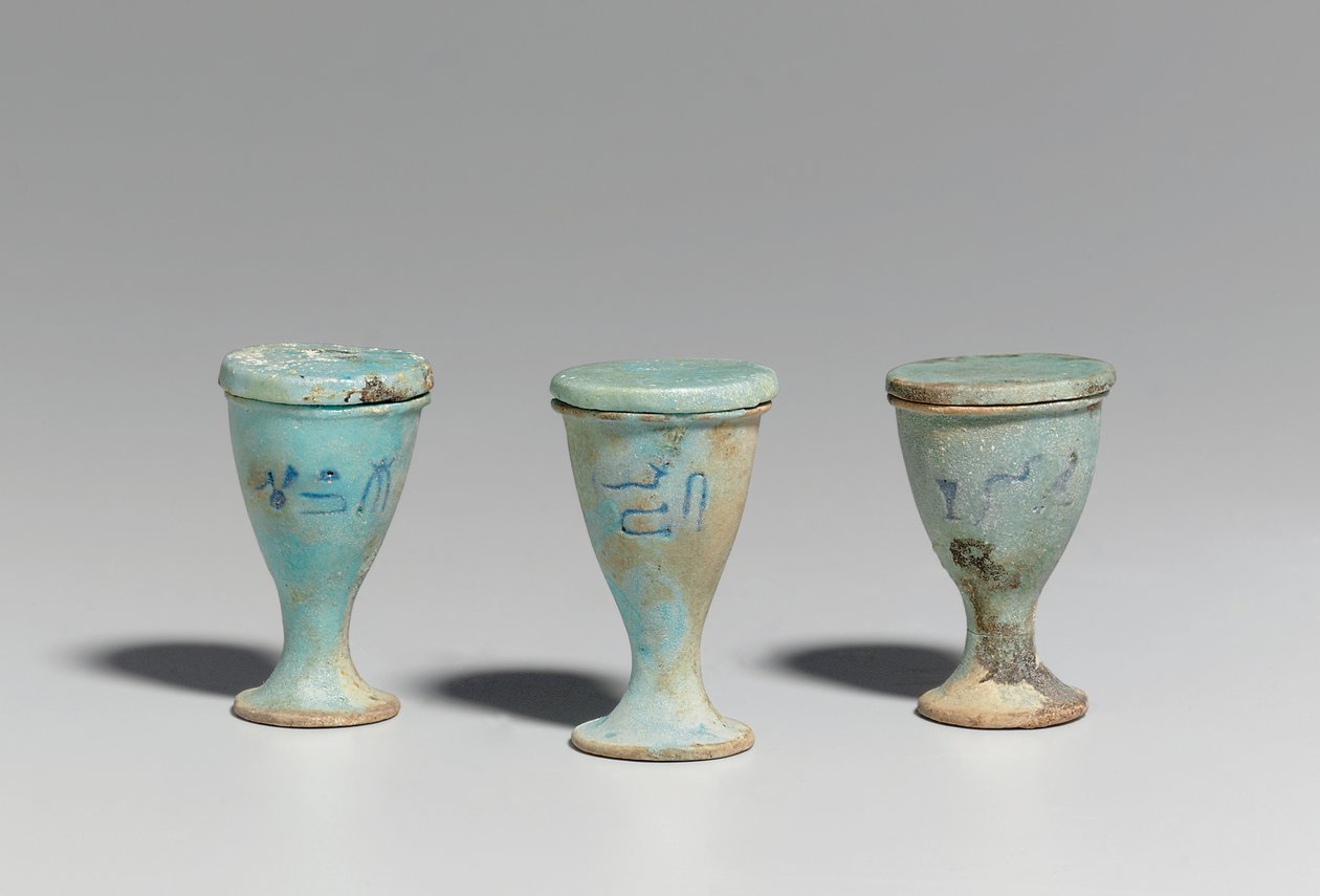 Tres copas, 664-30 a.C., Período Tardío - Ptolemaico de Egyptian 26th Dynasty