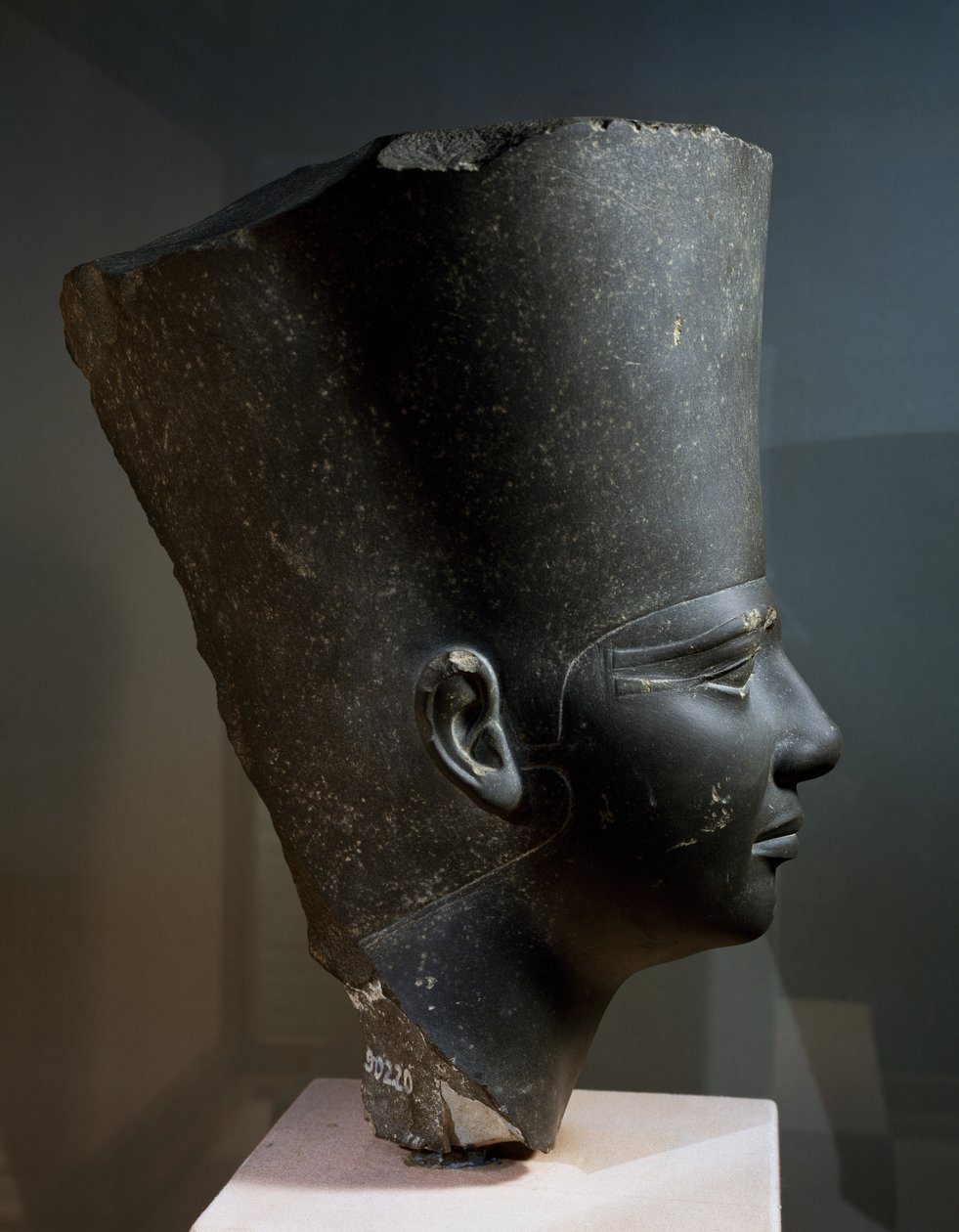 Cabeza del faraón Userkaf, del Templo Solar de Userkaf en Abusir, Reino Antiguo (esquisto) de Egyptian 5th Dynasty