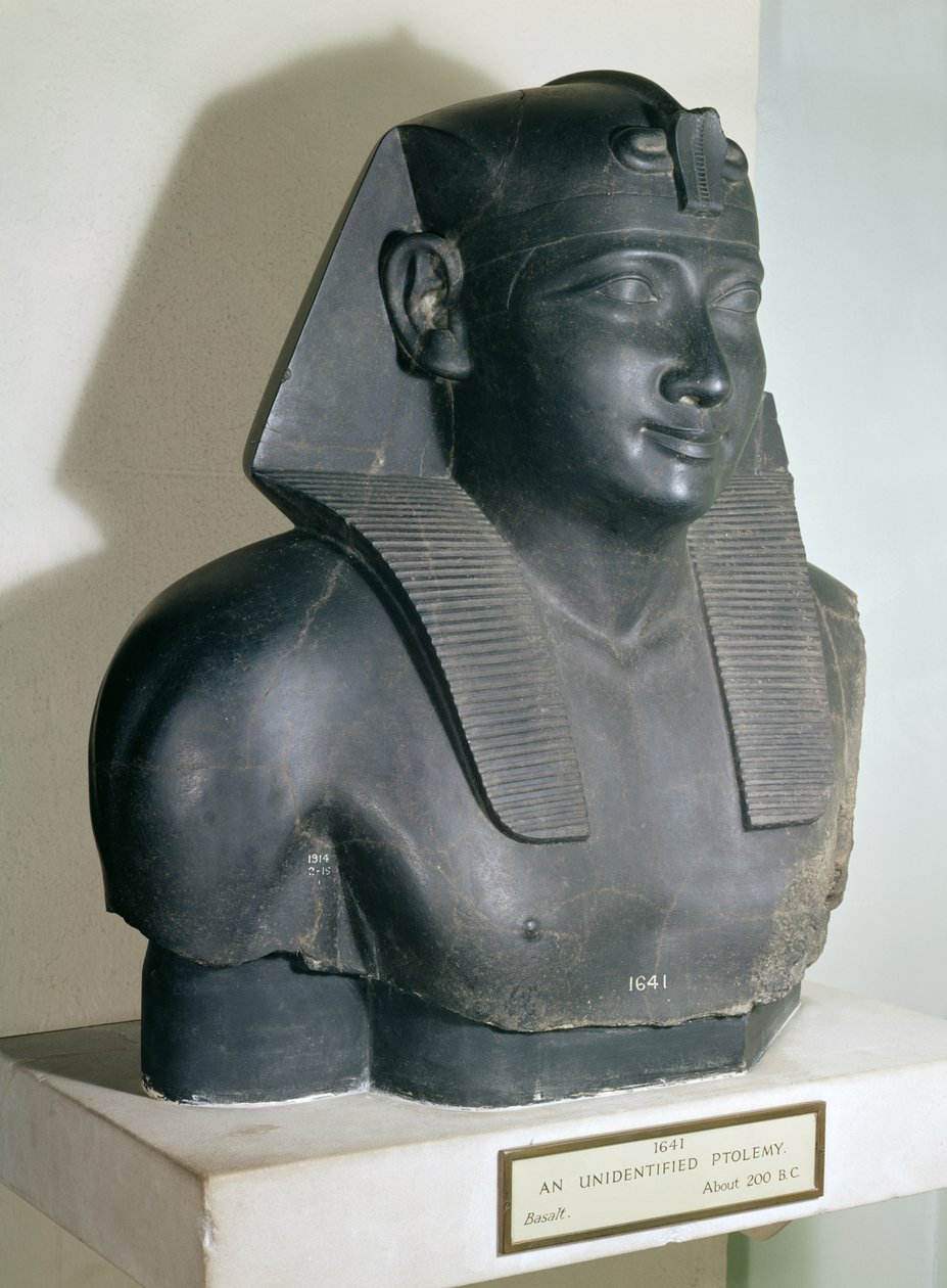 Fragmento de una estatua de estilo egipcio de Ptolomeo I, 305-283 a.C. de Egyptian Ptolemaic Period