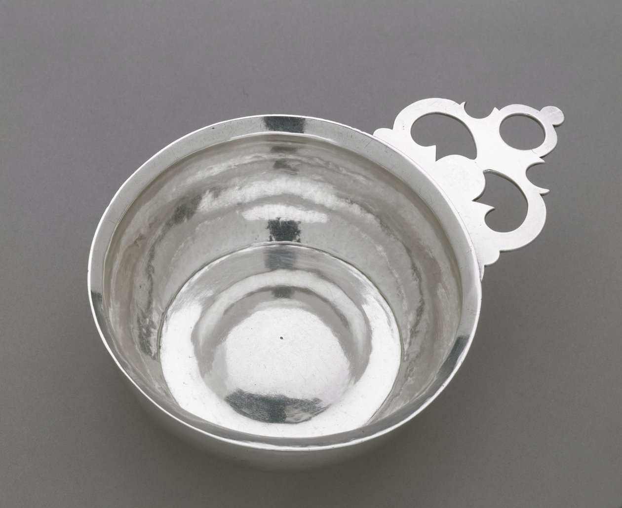 Escudilla, c. 1747-1810 de Elias Pelletreau