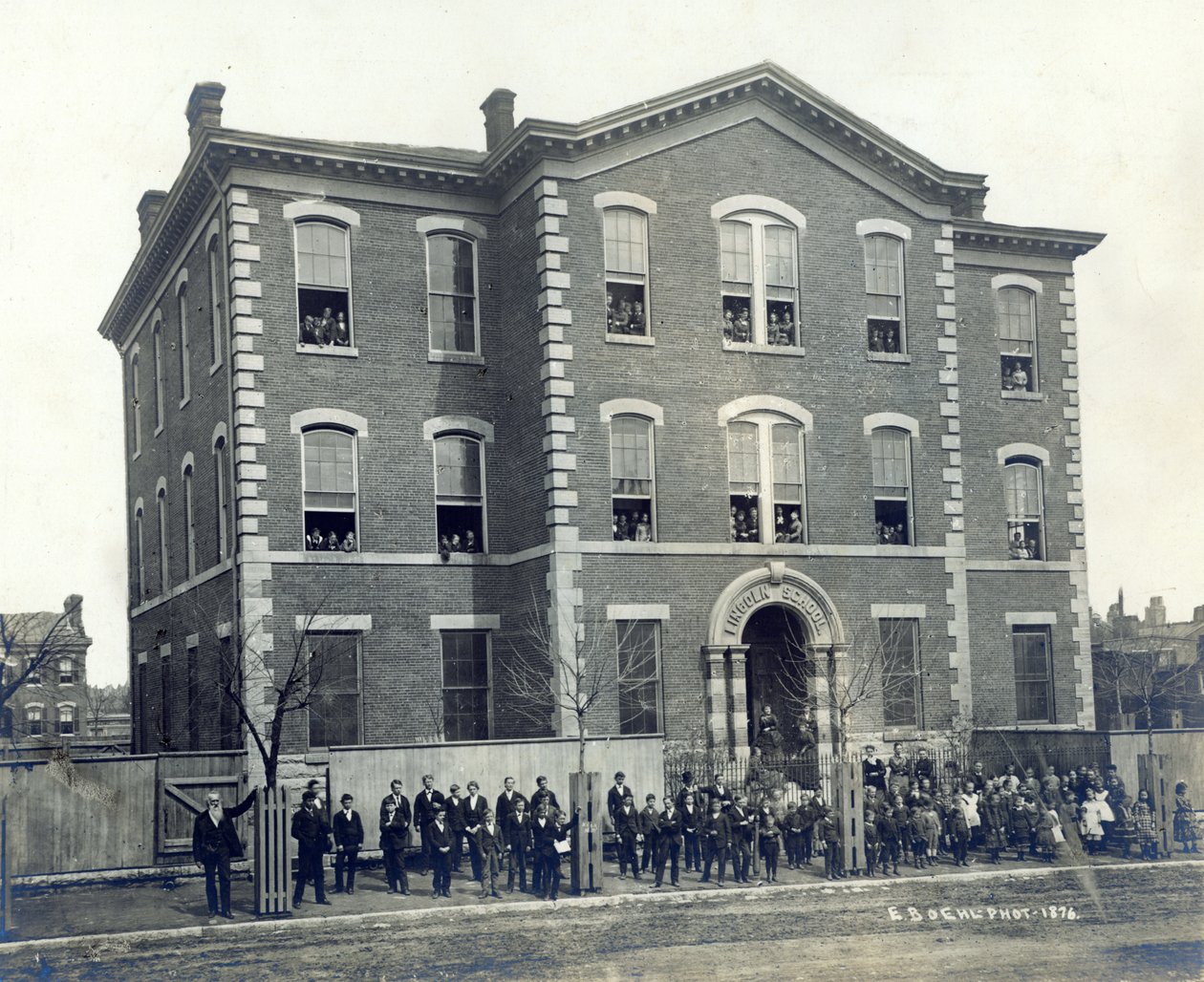 Escuela Lincoln de Emil Boehl