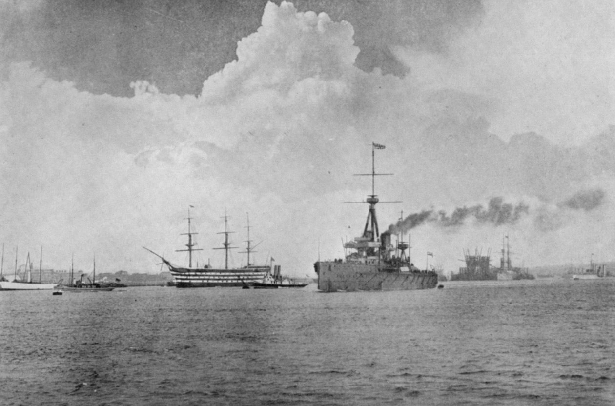 Un siglo entre: El Dreadnought pasando junto al Victory, ilustración de The Graphic, 27 de octubre de 1906 de English Photographer