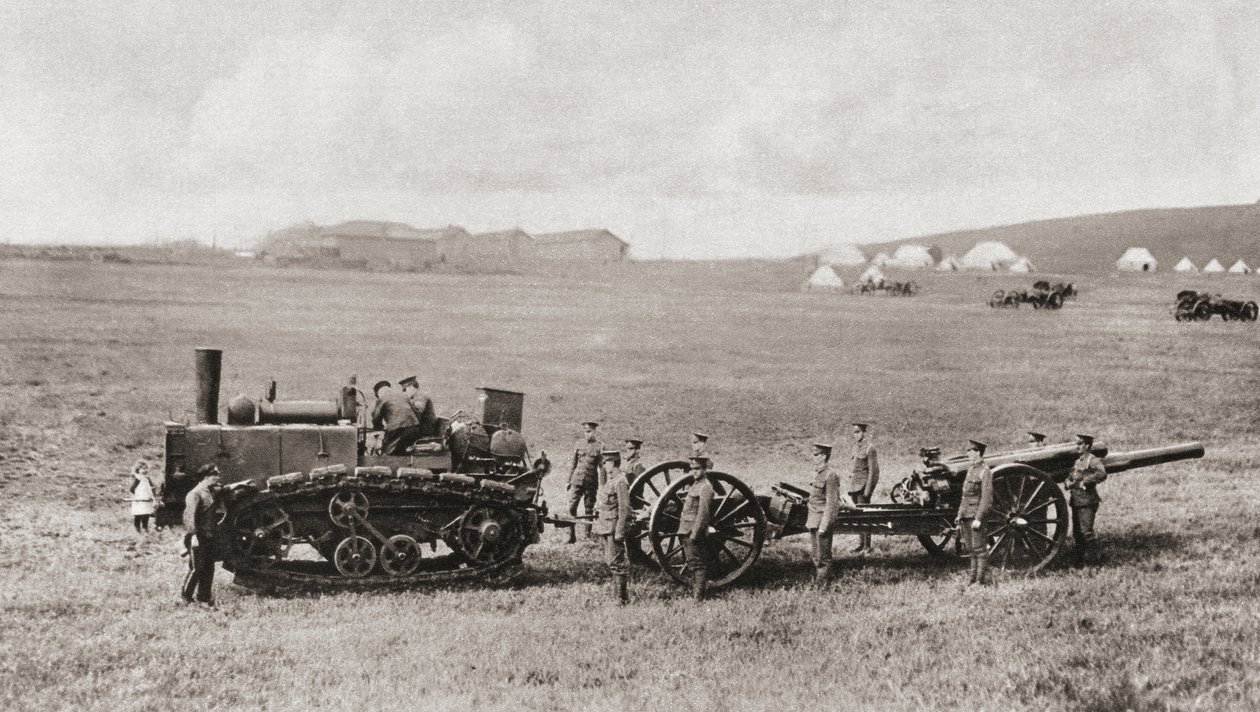 Un tractor de oruga arrastrando un cañón pesado británico durante la Primera Guerra Mundial, de 