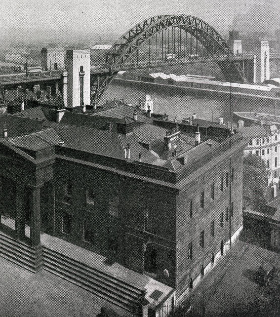 Vista del Puente Tyne, mirando hacia Gateshead desde Newcastle-upon-Tyne de English Photographer