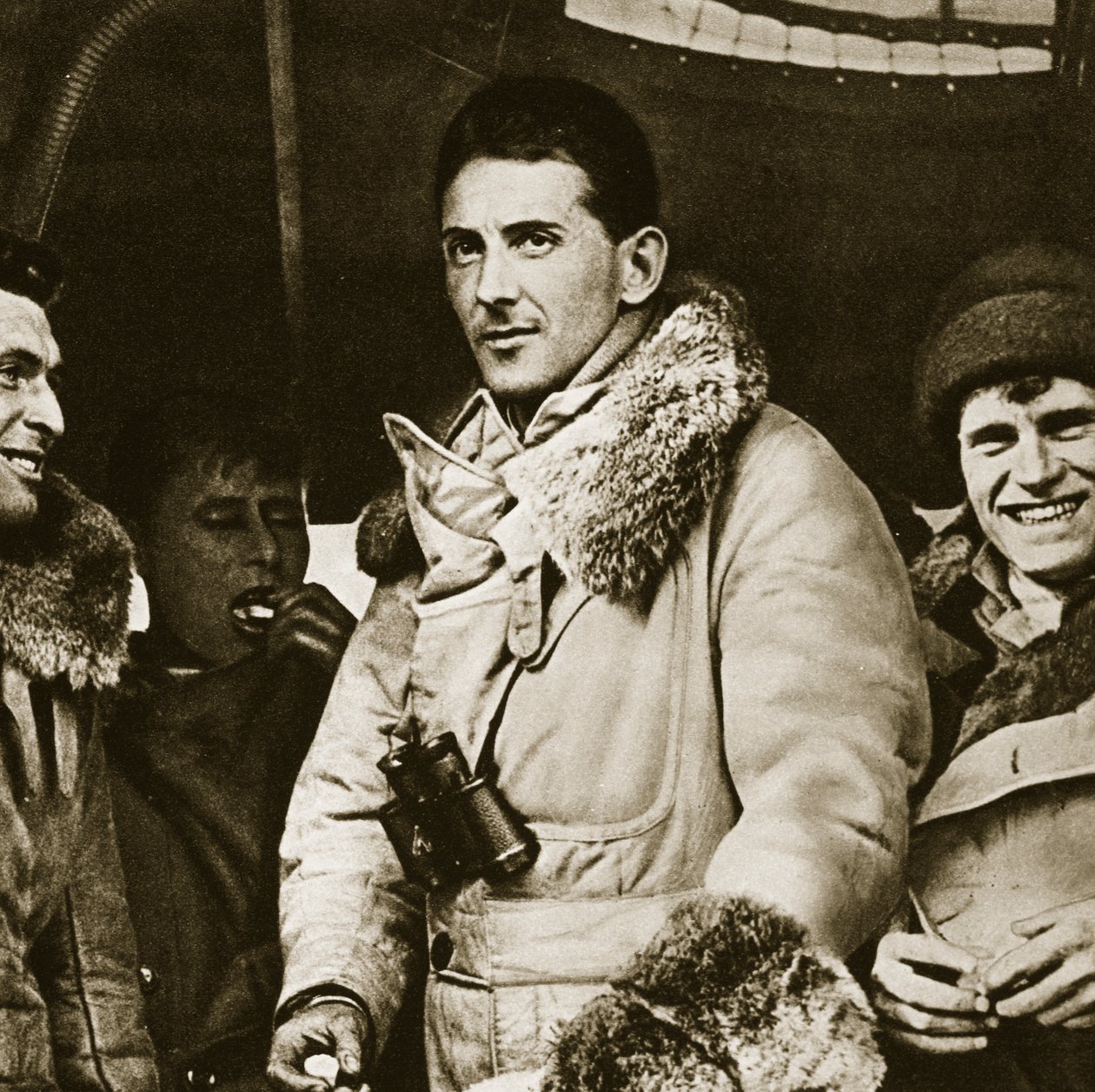 Héroe del dirigible de una historia emocionante de English Photographer