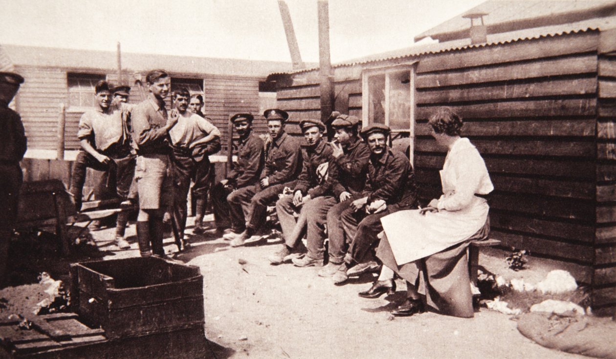 Casa de baños de Lady Angela Forbes en el frente, de The Illustrated War News, 1916 de English Photographer