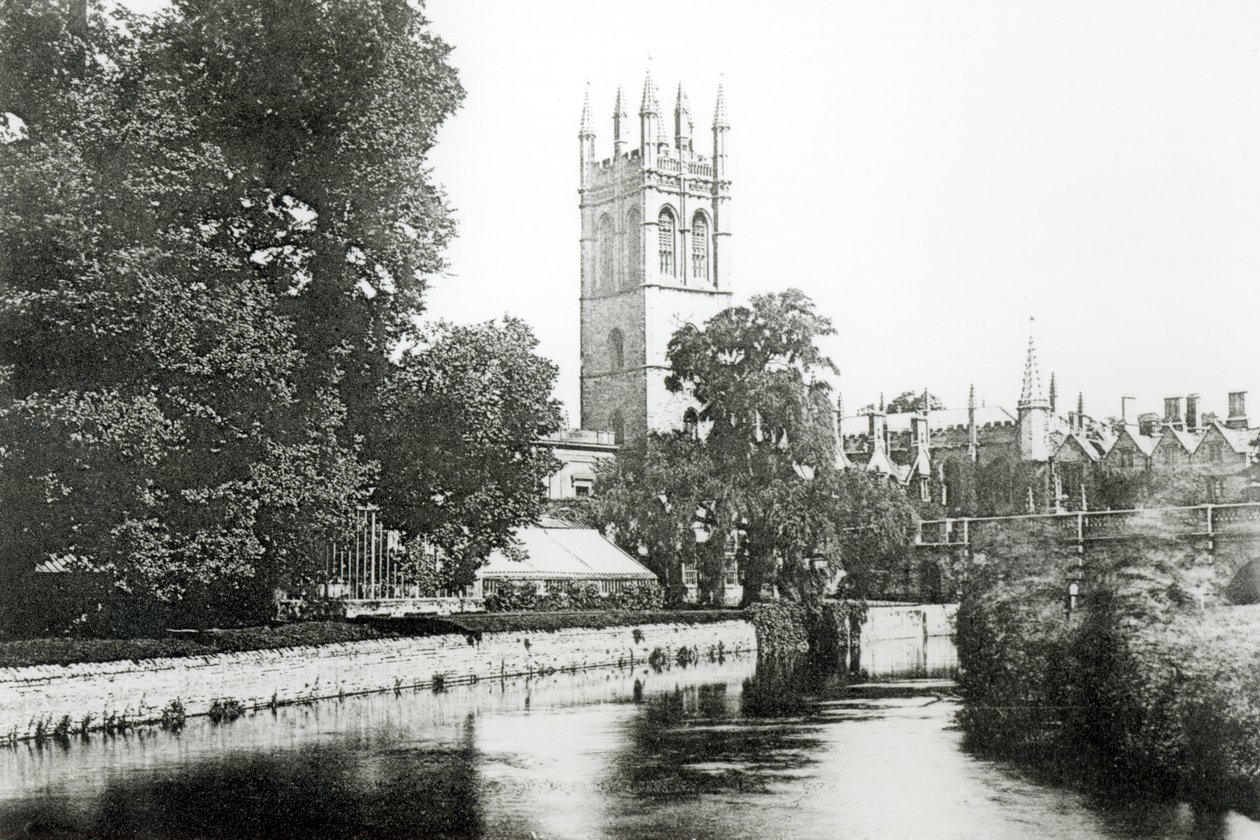 Magdalen College desde el Cherwell de English Photographer