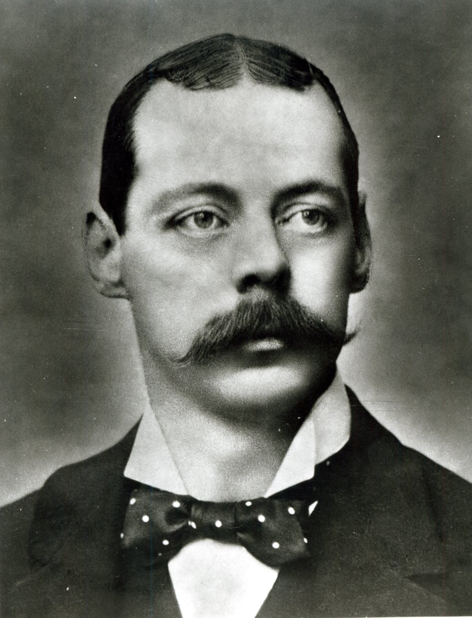 Retrato de Randolph Churchill de English Photographer