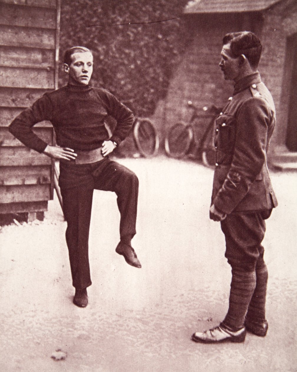 El primer ejercicio de Jimmy Wilde en Aldershot, ilustración de The Illustrated War News, 7 de febrero de 1917 de English Photographer