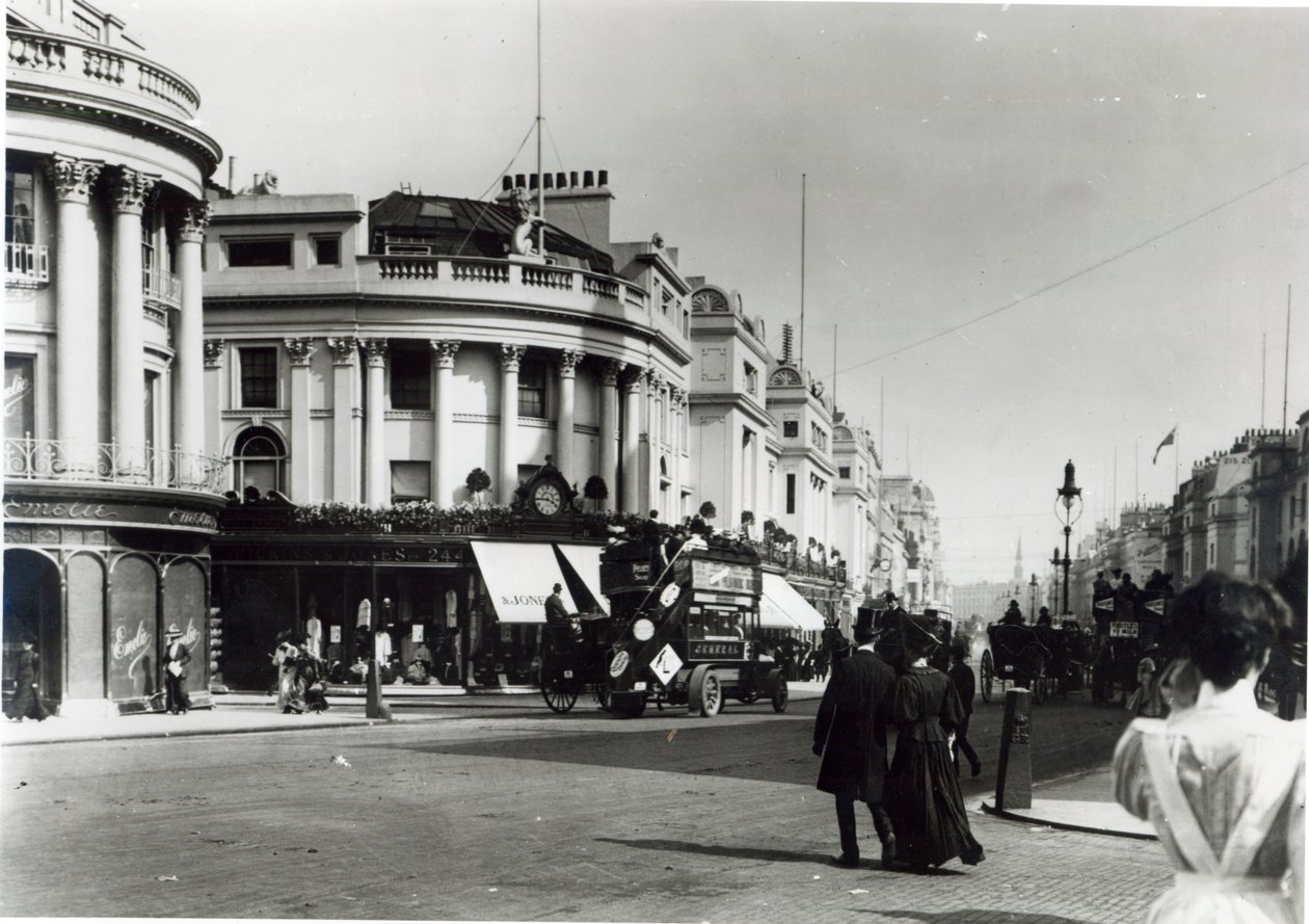 Regent Street, Londres, c.1900 de English Photographer