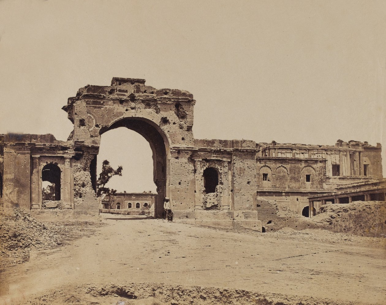 Puerta en ruinas, c.1858 de English Photographer