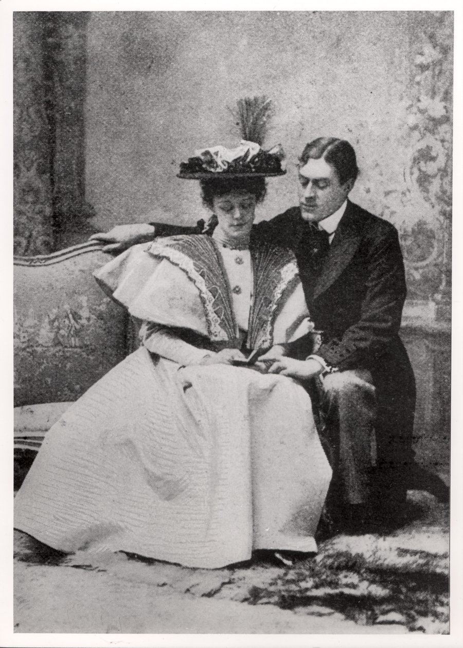 Escena de la representación de La importancia de llamarse Ernesto, de Oscar Wilde (1854-1900) en el Teatro St. James, el 14 de febrero de 1895 de English Photographer