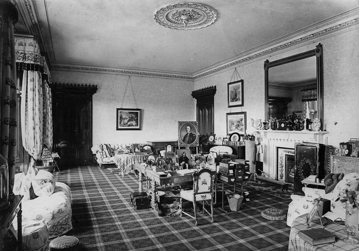 La Sala de Estar de la Reina, Castillo de Balmoral de English Photographer