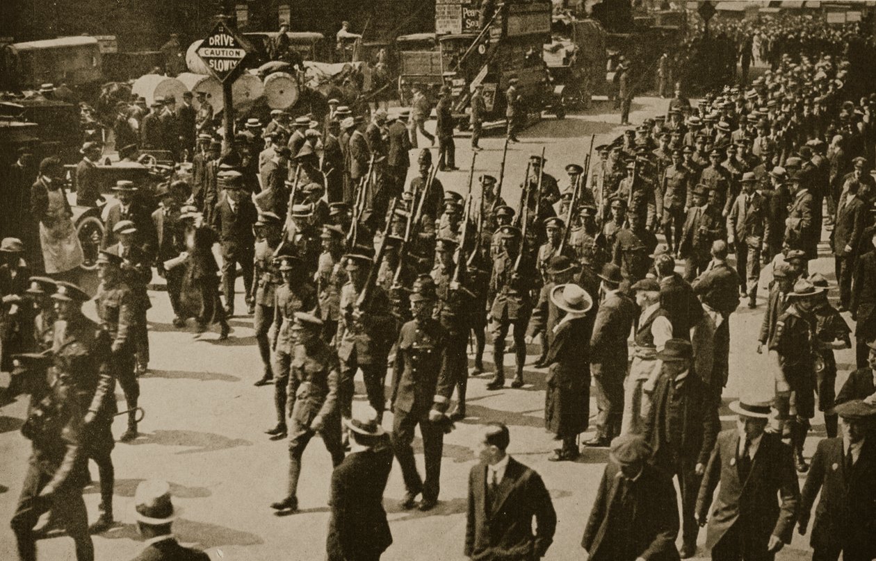 El regreso de los Rifles de Londres después de servicios espléndidos en Francia, 1919 de English Photographer
