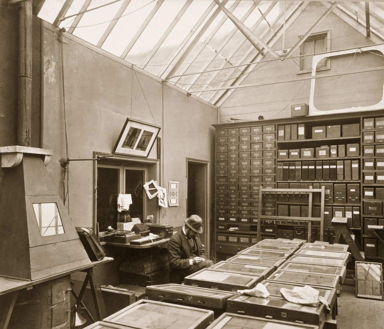 El Estudio, 9 Melbury Road, Kensington de English Photographer