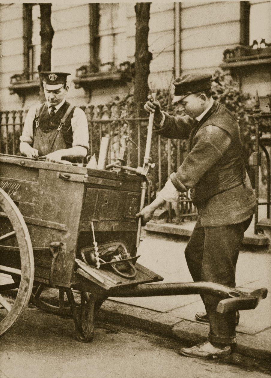Dos instaladores de gas de Londres de English Photographer