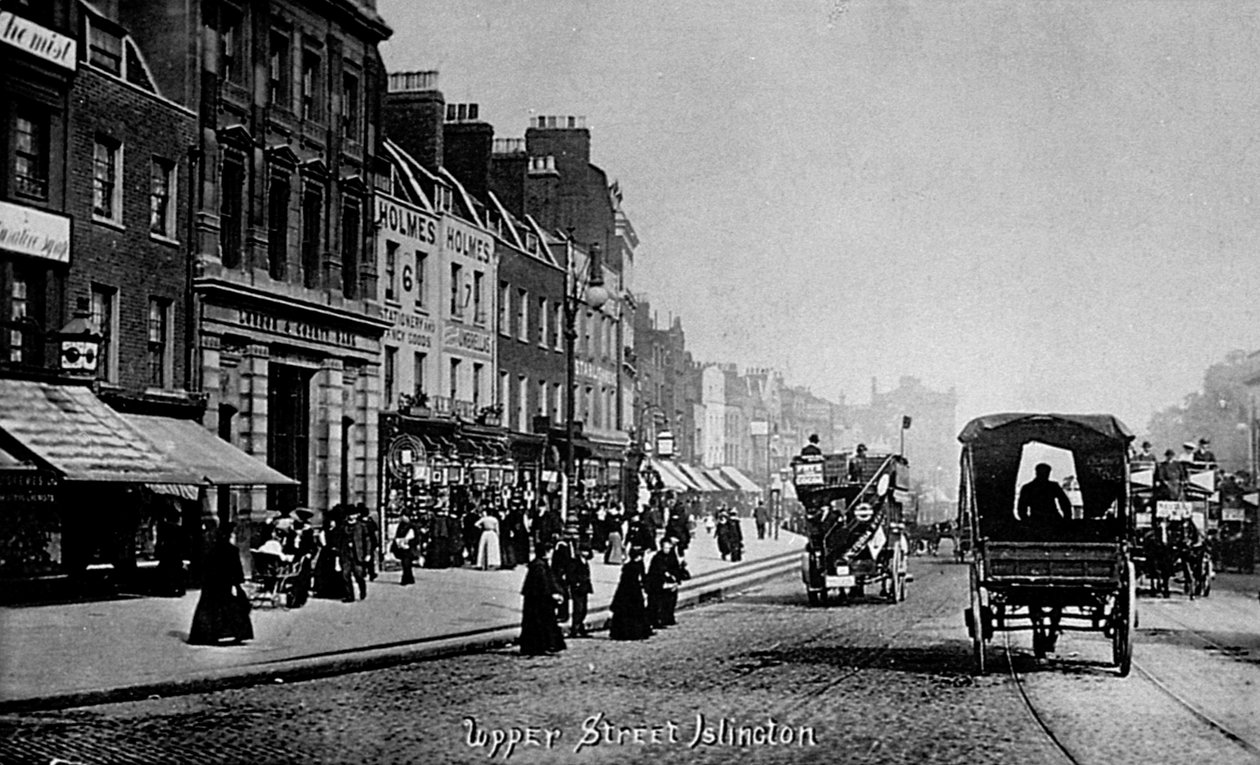 Upper Street, Islington de English Photographer