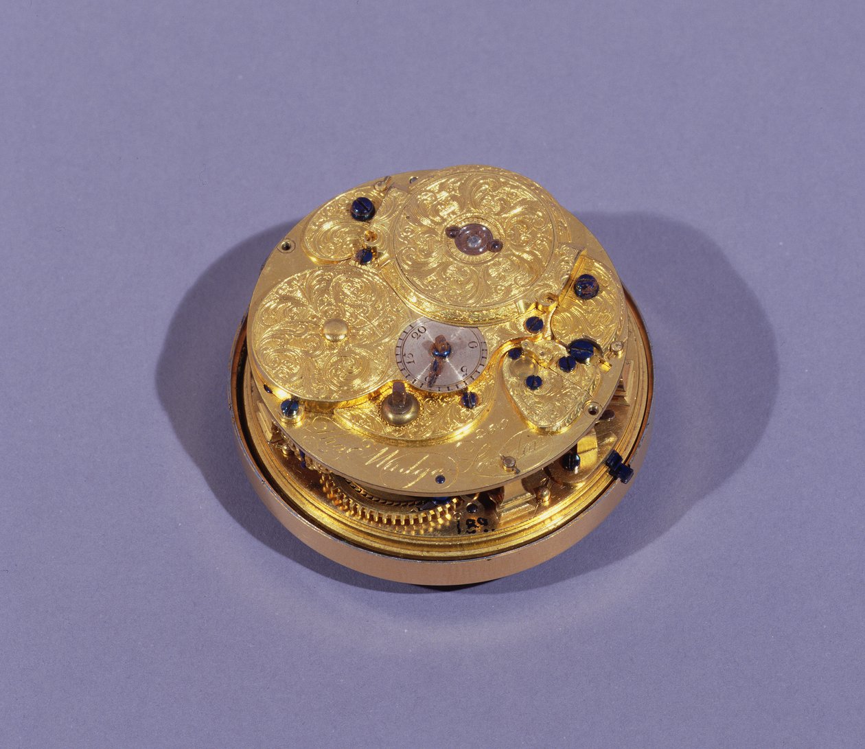 Placa trasera de un movimiento de reloj, por Thomas Mudge, Londres, hecho para el Rey de España, 1755 de English School