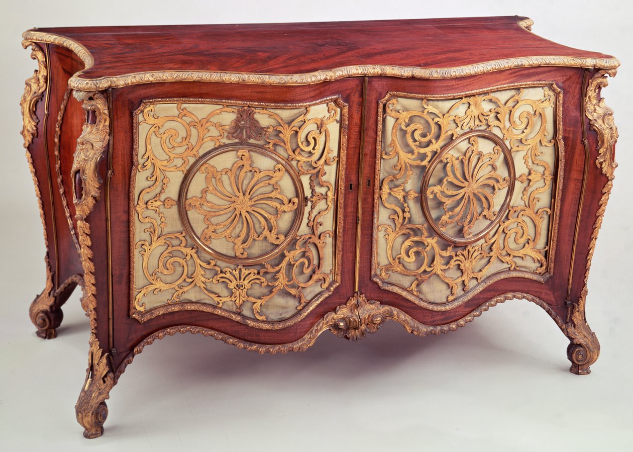 Cómoda de Jorge III (caoba y bronce dorado) de English School