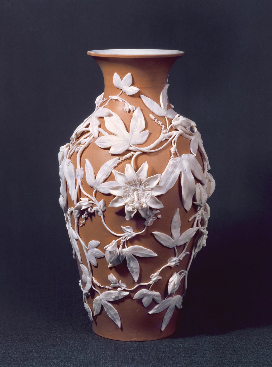 Jarrón de Minton Parian Ware, 1894 de English School