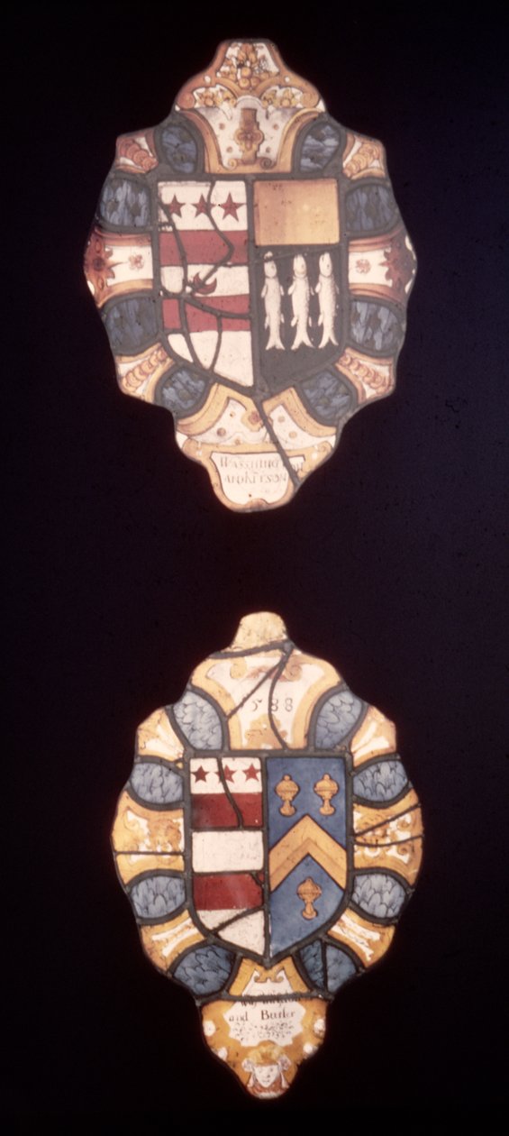 Paneles con los Escudos de Washington y Kitson y los Escudos de Washington y Butler de Sulgrave Manor de English School