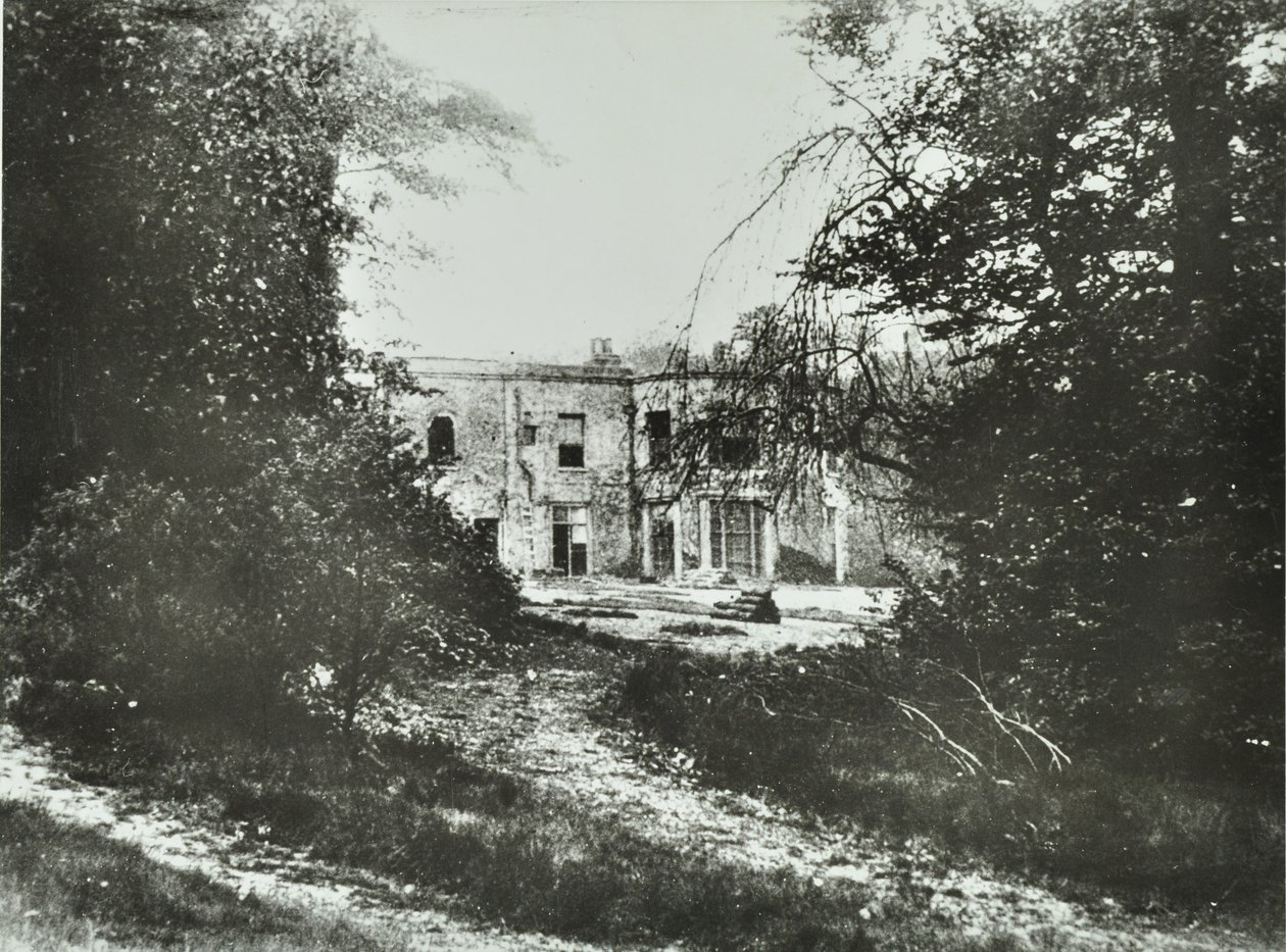 Central Hill: Bloomfield Hall, 1895 de English Photographer