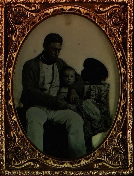 Padre e hijo, c.1850 de English Photographer