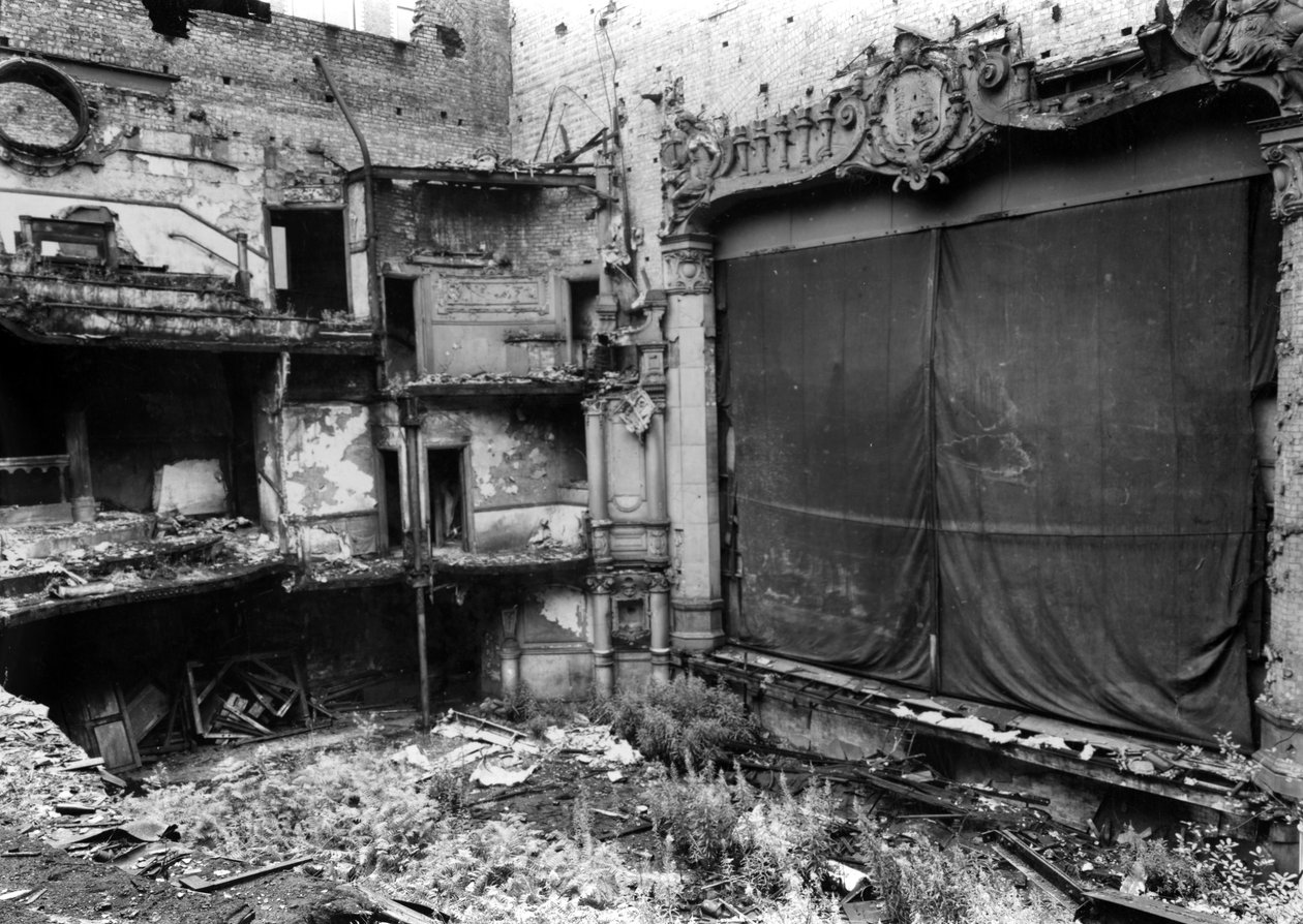 Interior del Imperio Holborn de English Photographer
