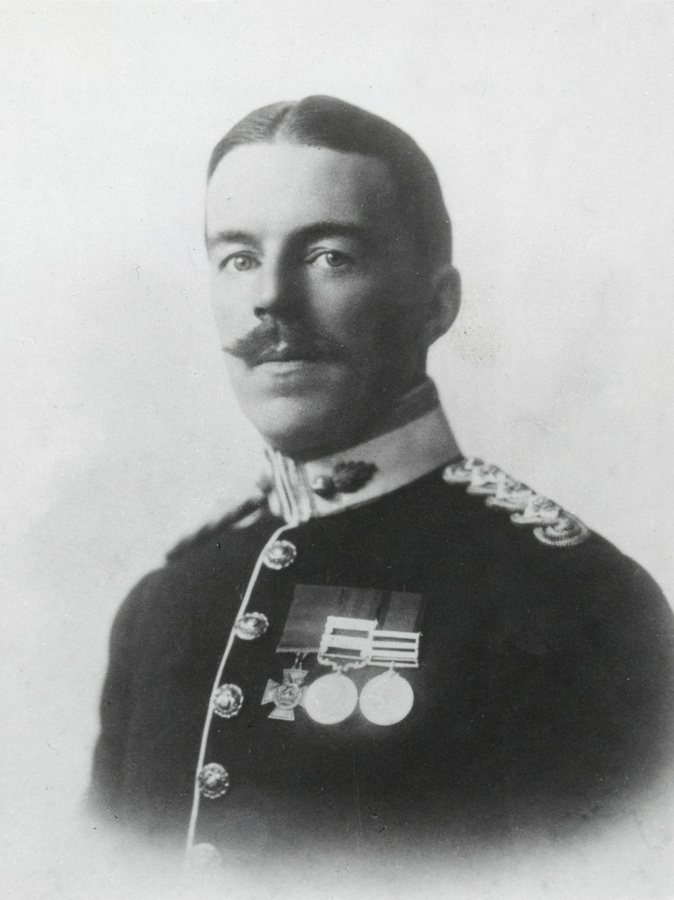 Retrato del Capitán Herbert Augustine Carter VC, 1903 de English Photographer