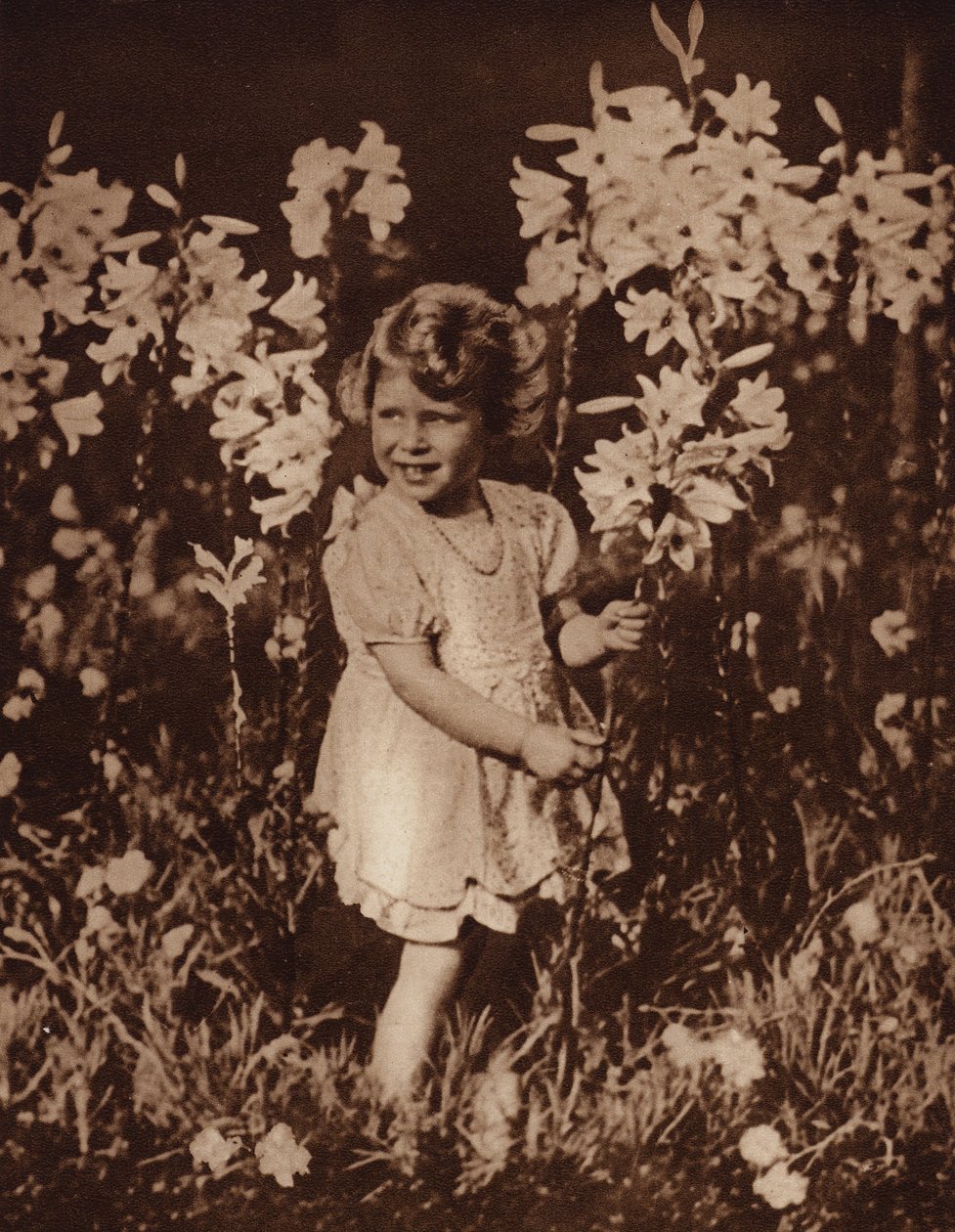 La princesa Isabel en el jardín de English Photographer