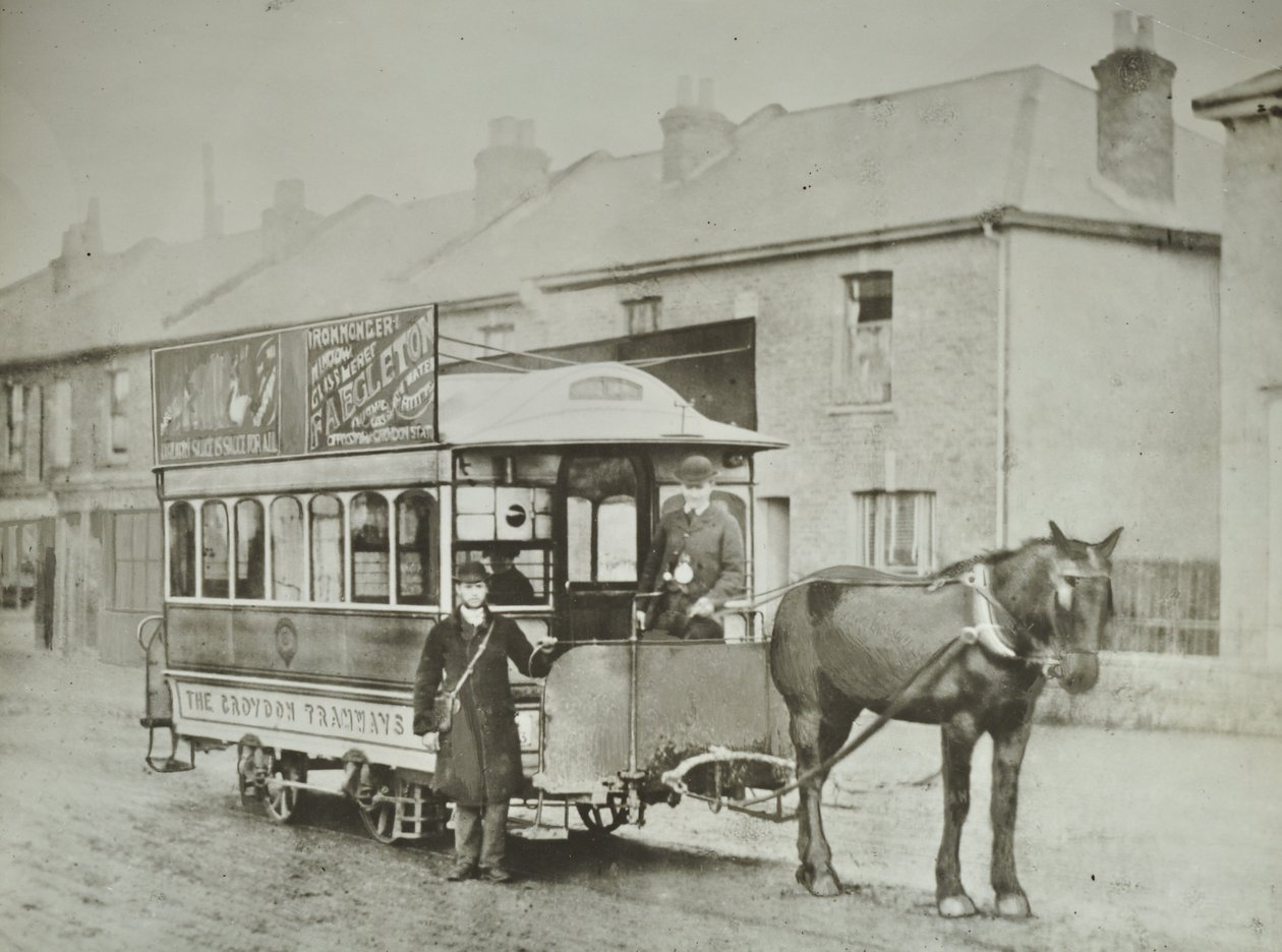 Coche de un solo caballo de la Croydon Tramways Company en la terminal de Red Deer, 1885 de English Photographer