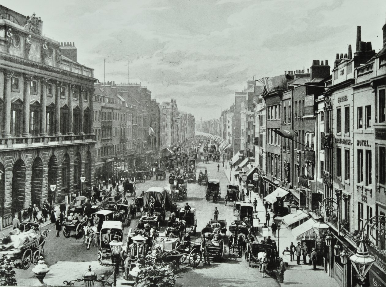 Somerset House, Strand, Westminster LB: mirando al oeste desde Saint Mary-le-Strand, 1895 de English Photographer