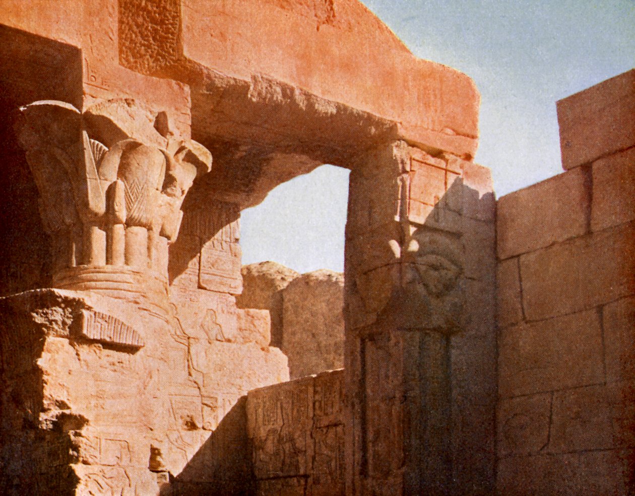 Templo en El Medina, Egipto de English Photographer