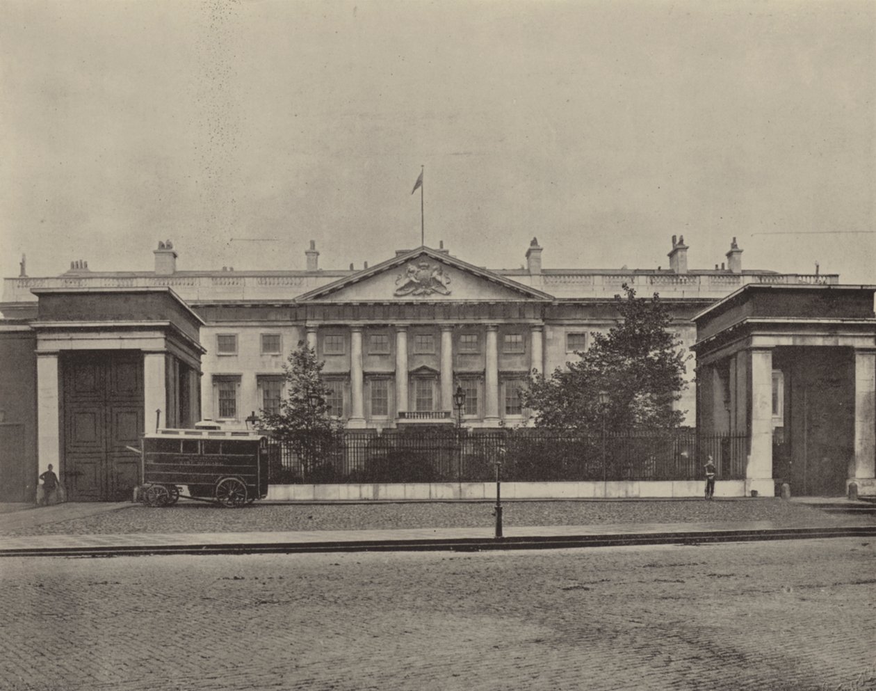La Casa de la Moneda (foto b/n) de English Photographer