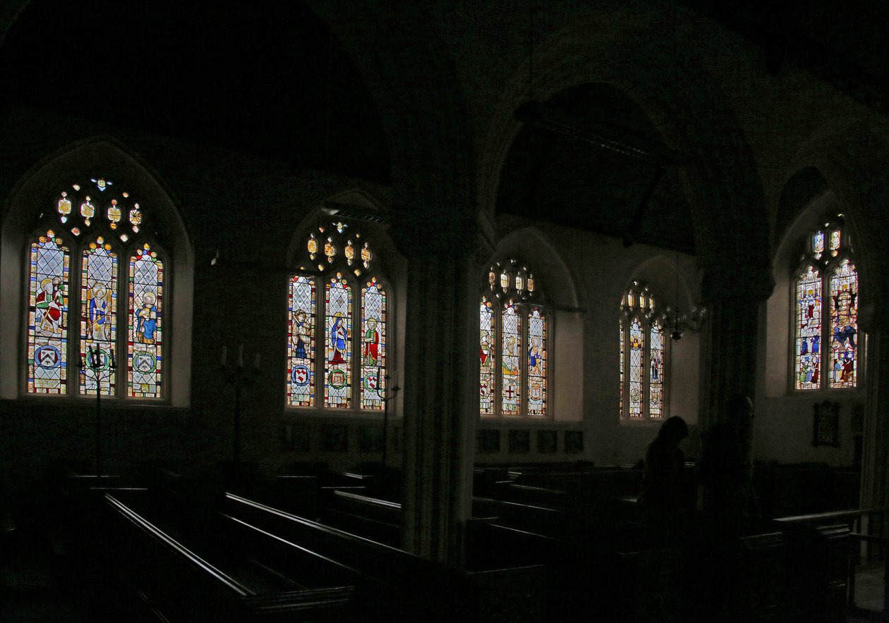 Vista del lado norte de la iglesia de English School