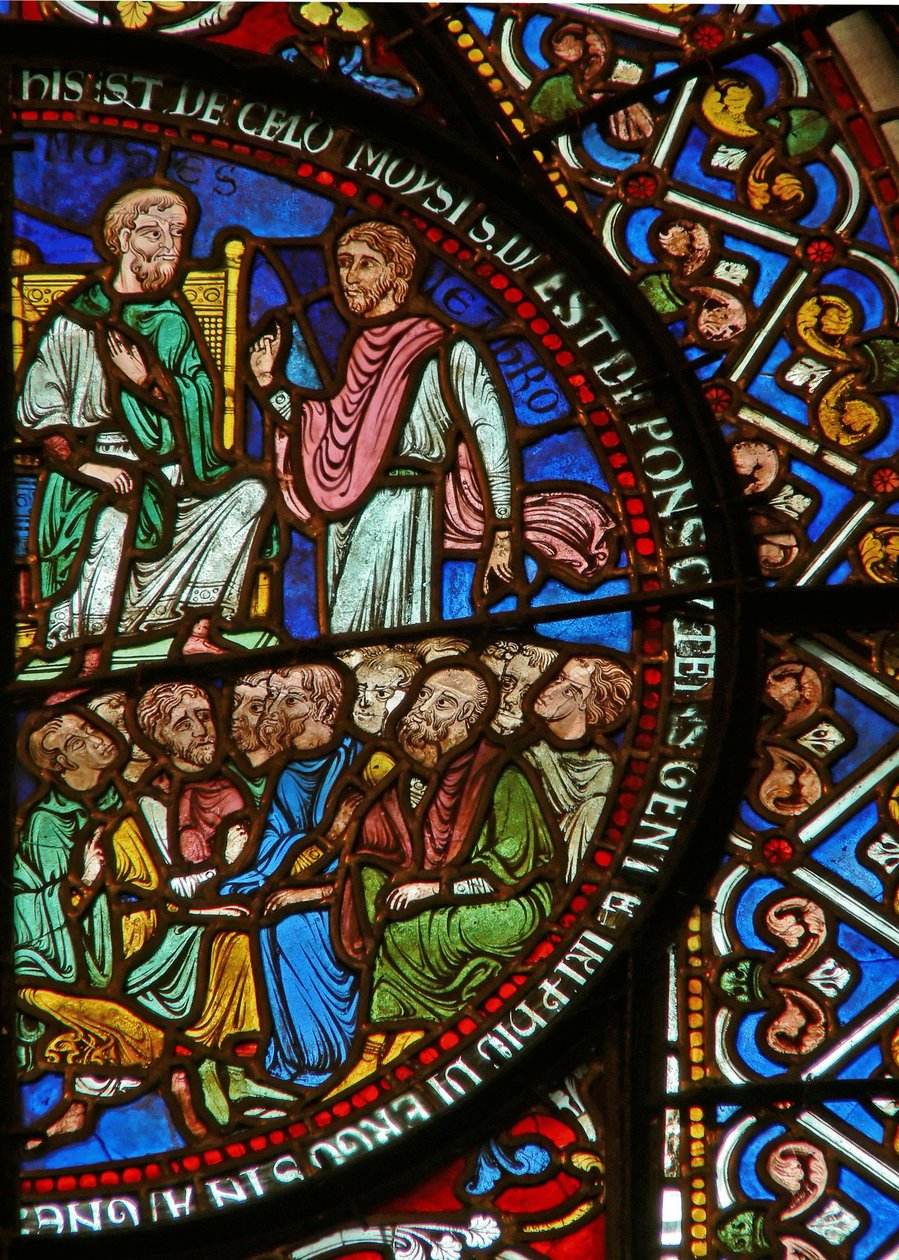 (detalle) de la ventana este de la Capilla de la Trinidad que representa a Moisés y los israelitas de English School