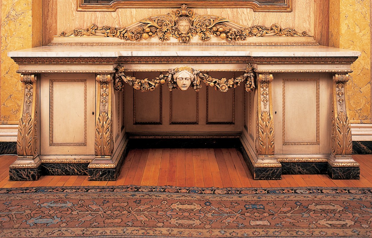 Aparador de pedestal victoriano temprano de English School